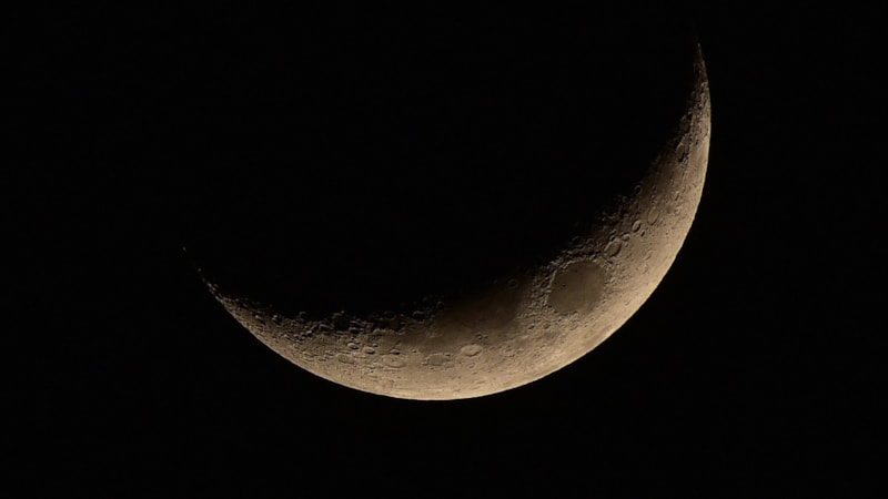 Bitlis'te hilal güzelliği