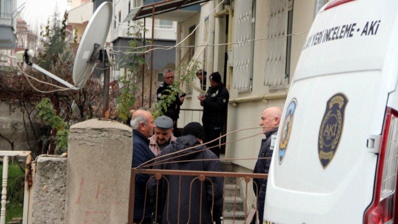 Kayseri'de evine dönen yaşlı adam kapısının önünde can verdi