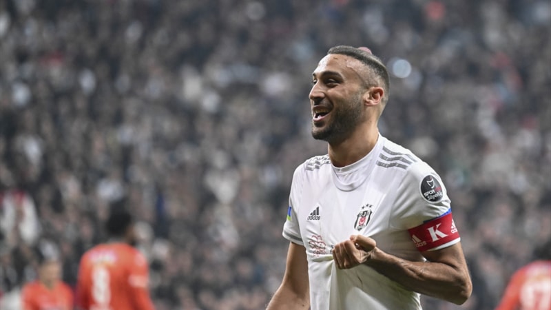 Cenk Tosun, Dolmabahçe'de en çok gol atan oyuncu oldu