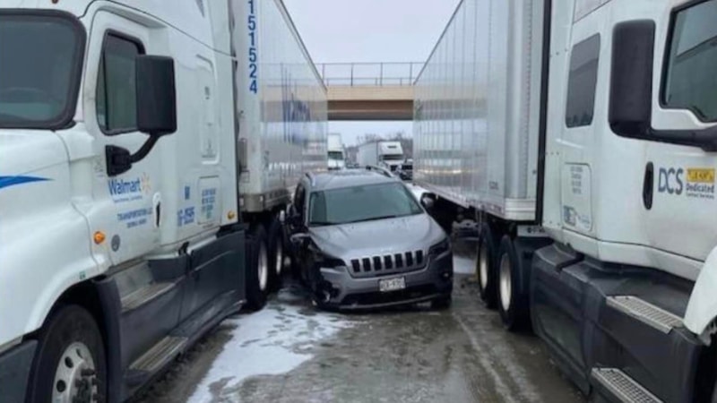 ABD’de 85 araç birbirine girdi