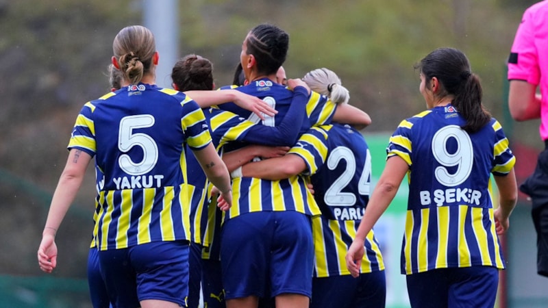 Fenerbahçe Kadın Futbol Takımı, Kireçburnu'nu 18-0 mağlup etti