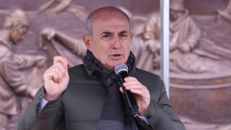 CHP'li başkandan Yunanistan'a: Akıllı olun