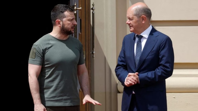 Olaf Scholz, Ukrayna'ya savaş uçağı gönderme seçeneğini reddetti