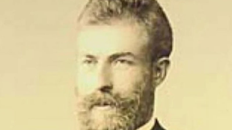 Yeniliklerle bilinen, sanat sanat içindir diyen bir yazar: Recaizade Mahmud Ekrem