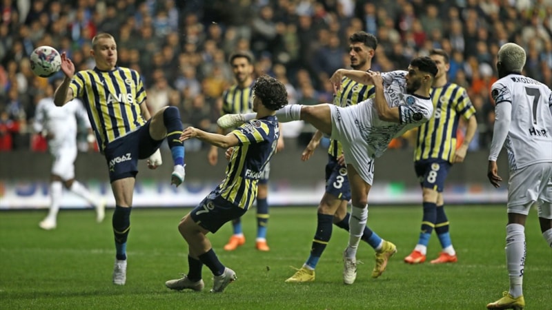Adana Demirspor - Fenerbahçe - CANLI SKOR