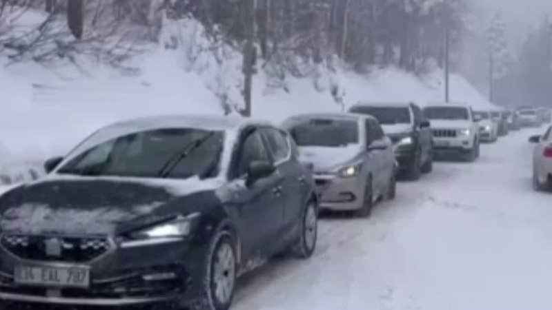 Uludağ, yarıyılın son gününde tatilcilerin akınına uğradı
