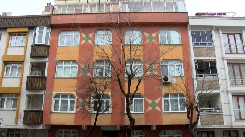 Güngören'de eşini sırtından bıçakladı: Şikayetçi olmadı