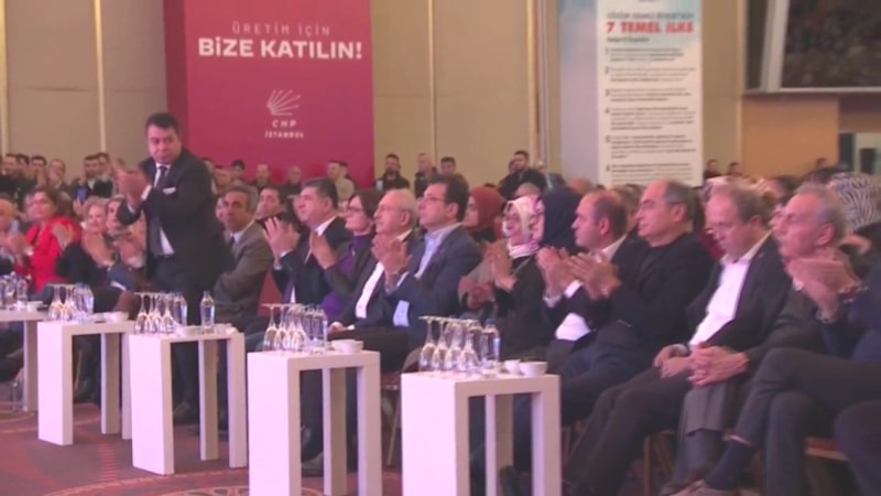 CHP İstanbul İl Teşkilatı, Cumhurbaşkanı adayı olarak Kemal Kılıçdaroğlu'nu gösterdi