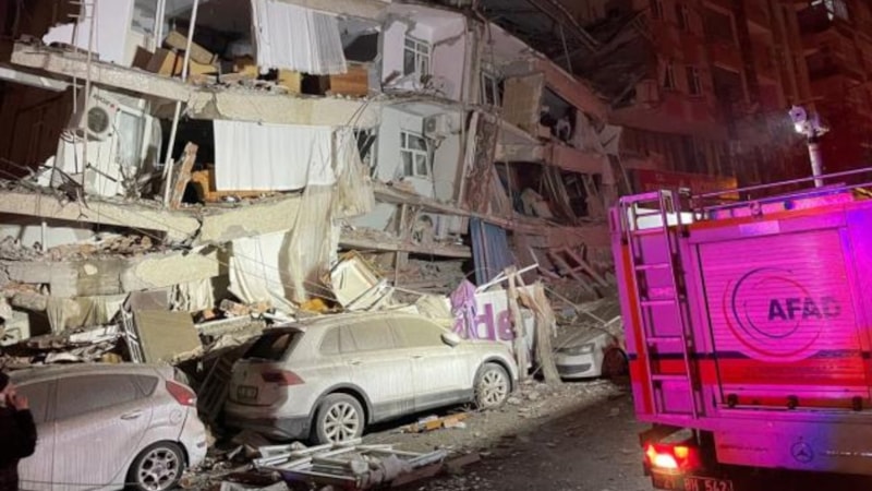 Deprem kaç saniye sürdü? Deprem anında ve deprem sonrasında yapılması gerekenler!