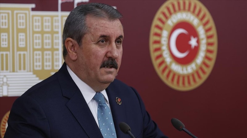 Mustafa Destici: Mensuplarımızı, kan bağışında bulunmaya davet ediyorum