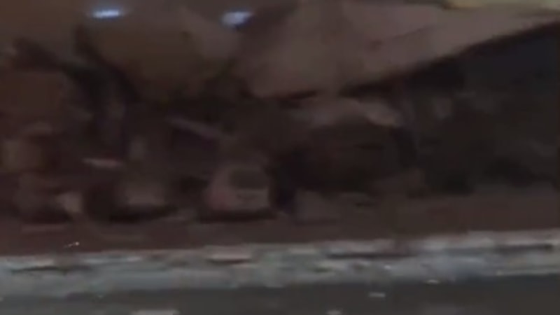 Malatya’da otel yerle bir oldu