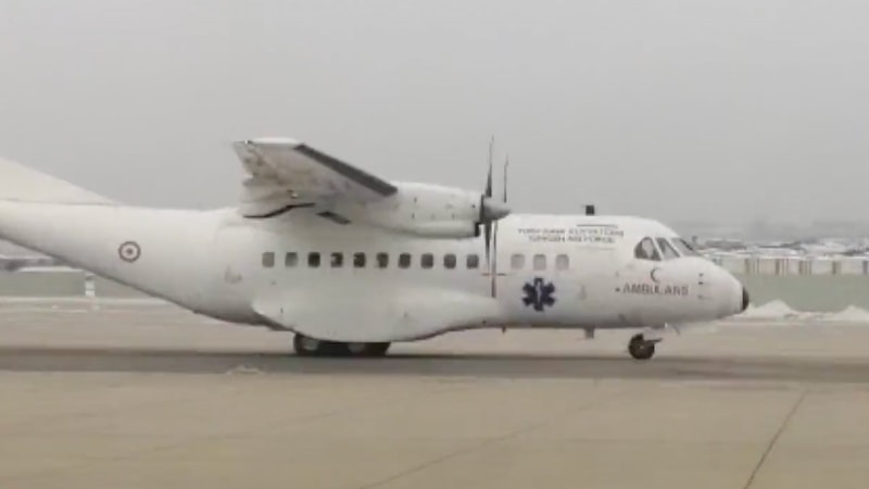 Milli Savunma Bakanlığı, 2 adet askeri ambulans uçağı deprem bölgelerine gönderdi