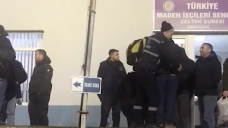 Amasya'daki 50 madenci afet bölgesine doğru yola çıktı