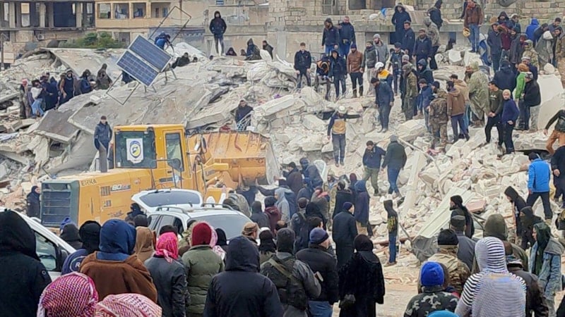 Depremden etkilelen Suriye'de can kayıpları artıyor