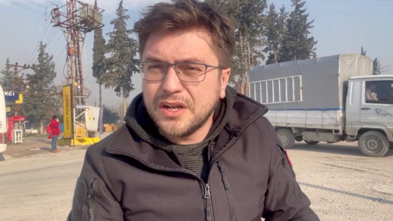 Deprem bölgesindeki Cüneyt Polat'tan sosyal medya çarpıtmalarına isyanı