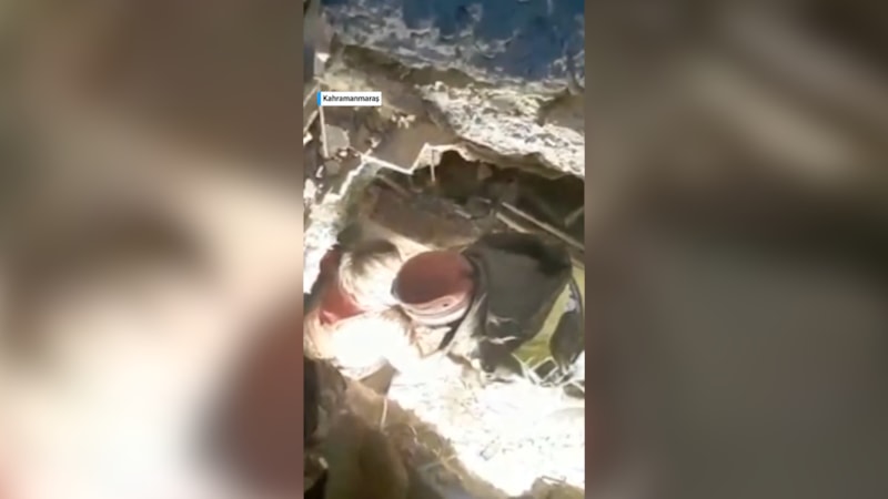 Kahramanmaraş'ta ekipler, enkaz altındaki kişiyi görüntülü arayarak yerini tespit etti