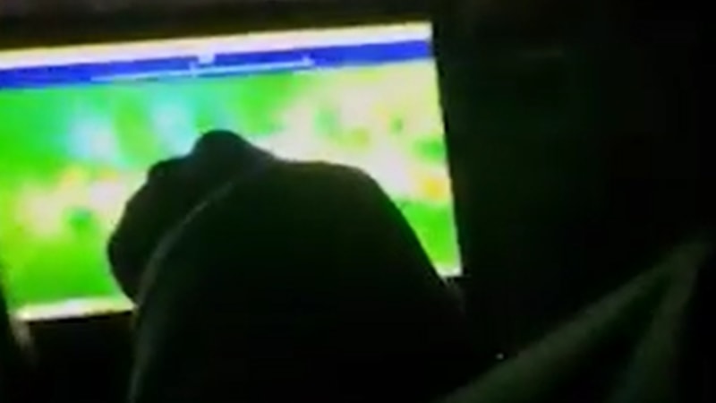 Deprem bölgesinde termal kamerayla enkaz altında canlı tespiti yapılıyor