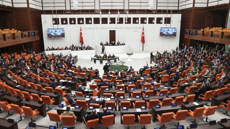 OHAL tezkeresi TBMM'den geçti