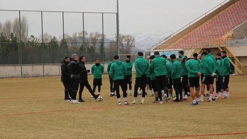 Sivas Belediyespor da ligden çekilmek için TFF'ye başvuru yaptı
