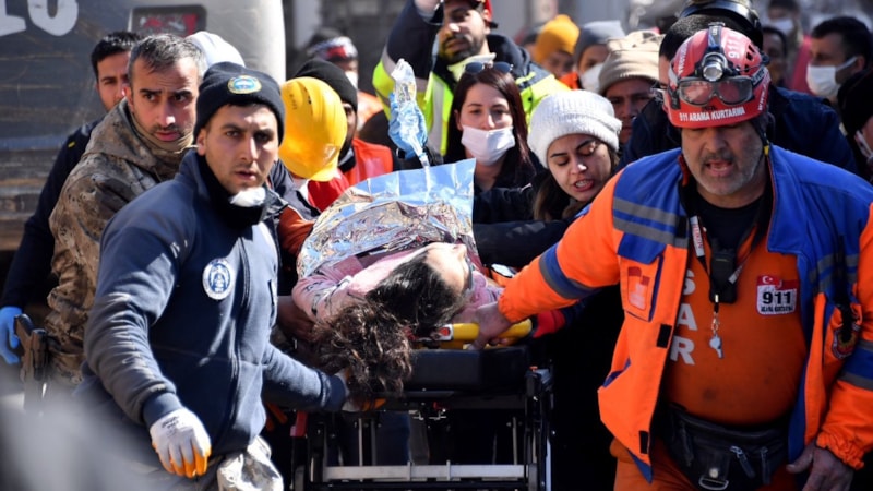 Hatay'da Emine Akgül 202 saat sonra kurtarıldı