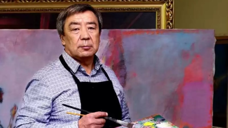 Kazak ressam Erbolat Tölepbay, tablosunu Türkiye’deki depremzedeler için sattı