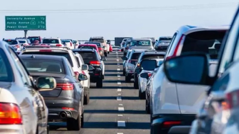 İtalya, AB'nin benzinli ve dizel otomobil yasağına tepki gösterdi