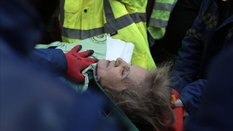 Yeniden beslenme (Refeeding) sendromu nedir, belirtileri nelerdir?