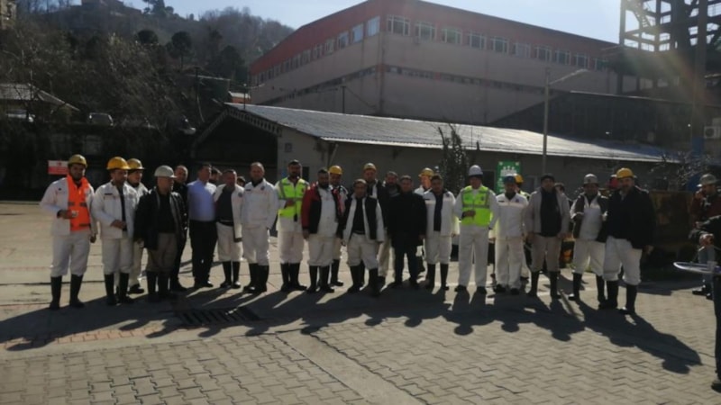 Gönüllü madenciler Zonguldak'tan Hatay'a doğru yola çıktı