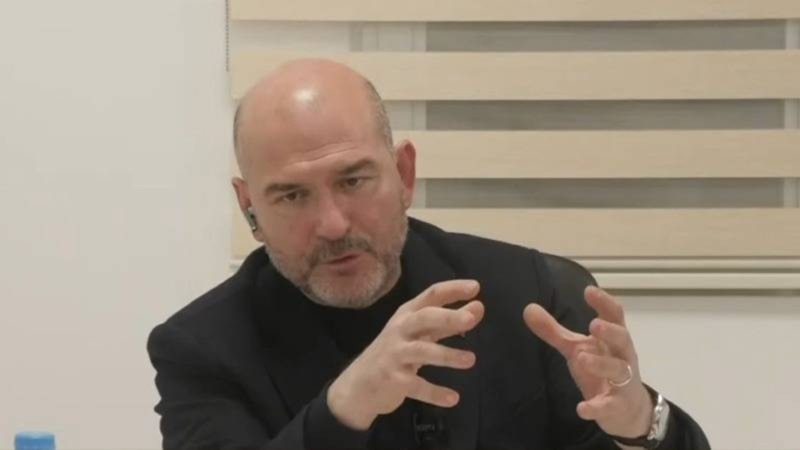 Süleyman Soylu canlı yayında ağladı