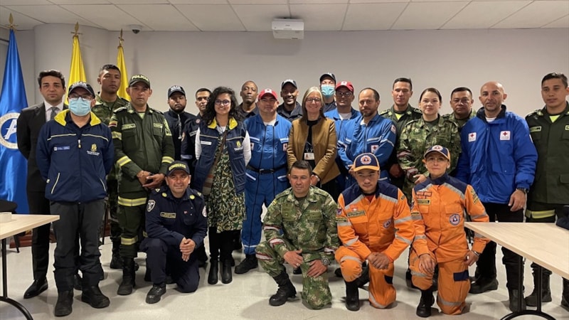 Afet bölgesine yardıma gelen Kolombiya ekibi ülkesine döndü