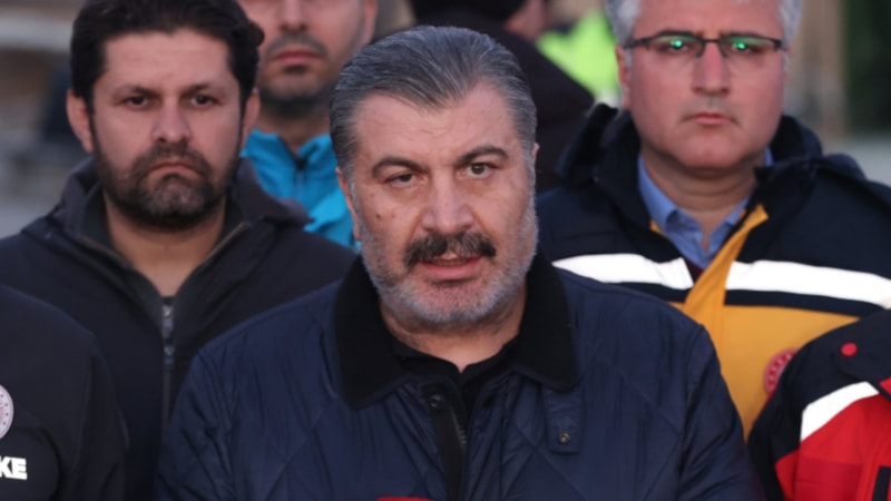 Hatay'da bulunan Sağlık Bakanı Fahrettin Koca: Sakalımı kesmek içimden gelmiyor