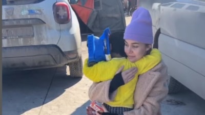 Berfu ve Eser Yenenler çifti Malatya'ya gitti