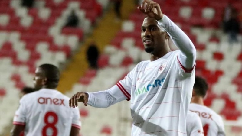 Galatasaray, Haji Wright için yeniden harekete geçti