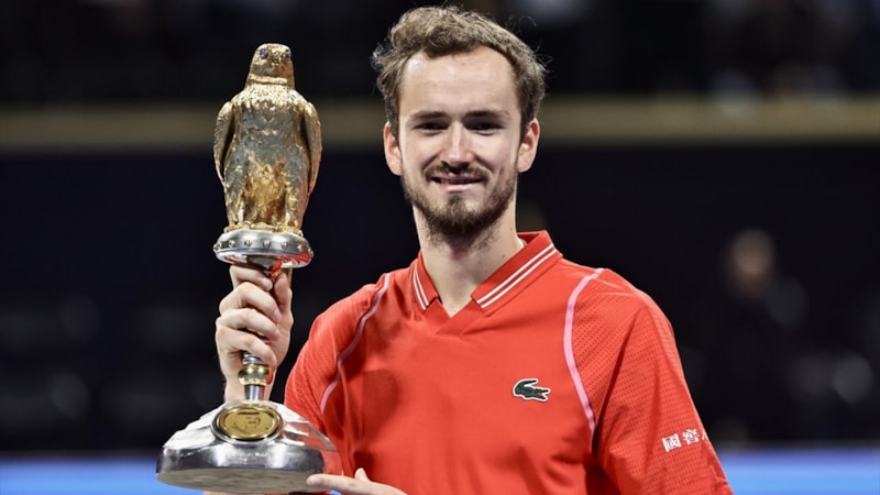 Katar Açık'ta şampiyon Daniil Medvedev