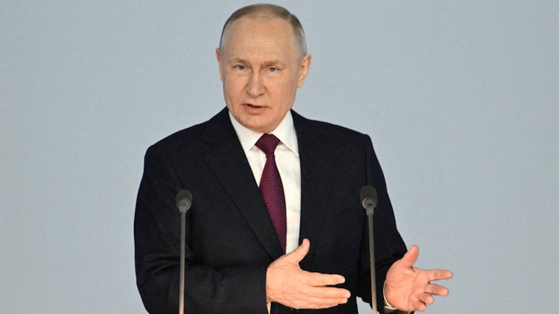 Vladimir Putin: Batı, Rusya'yı parçalamak istiyor