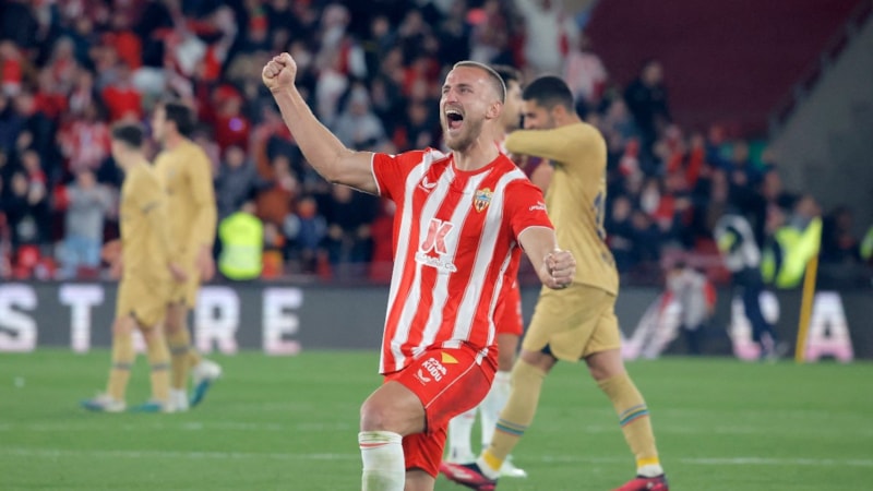 Barcelona, Almeria'ya kaybetti