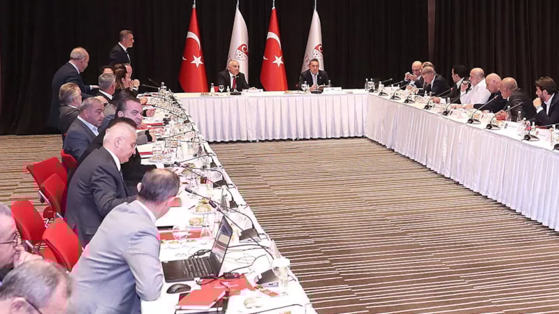 Kulüpler Birliği'nden açıklama: Spor kulüpleri siyasi tartışmaların parçası değildir