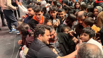 Eser Yenenler: Hayatımızın en anlamlı oyunu