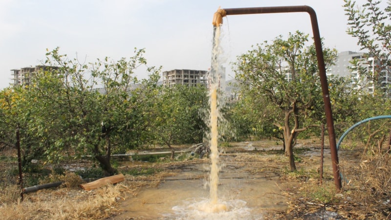 Adana'da depremin bilançosu... Sular çamurlu akmaya başladı