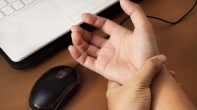 Mouse kullananlar bu ağrıyı iyi biliyor! Ameliyata kadar sürükleyebilir! Hemen önleminizi alın...