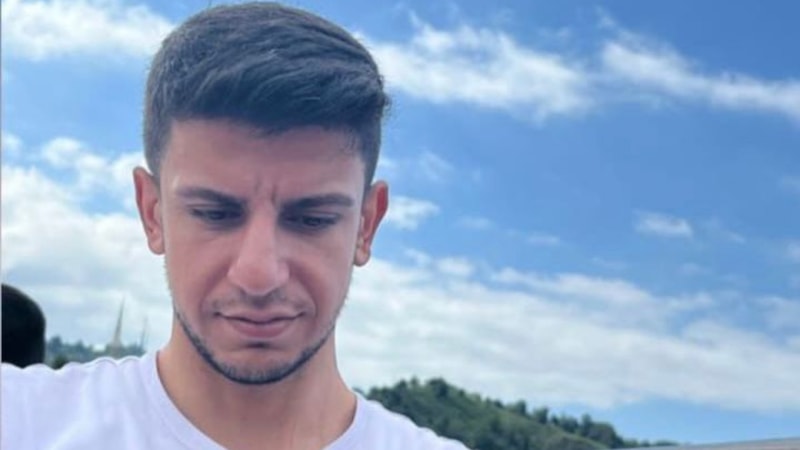 Antakya’da ağacın yıktığı duvar, polis ve bekçinin üzerine devrildi: 1 şehit, 1 yaralı