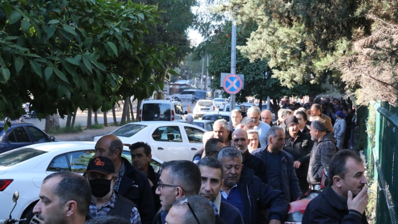 Antalya'da EYT kuyruğu! Resmi Gazete'de yayınlanmasının ardından 18 bin 631 kişi başvurdu