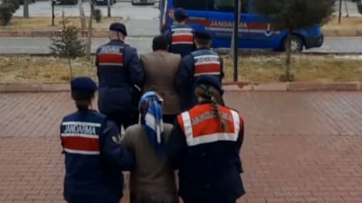 Aksaray'da uyuşturucu satan evli çift yakalandı