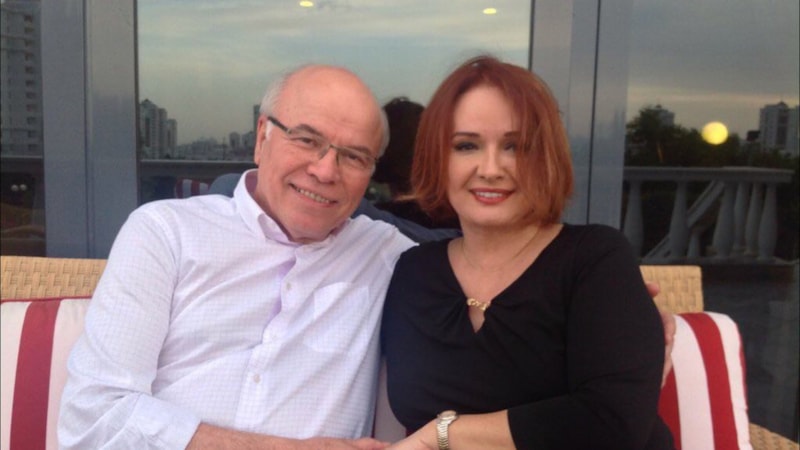 Müjde Ar babaanne oldu