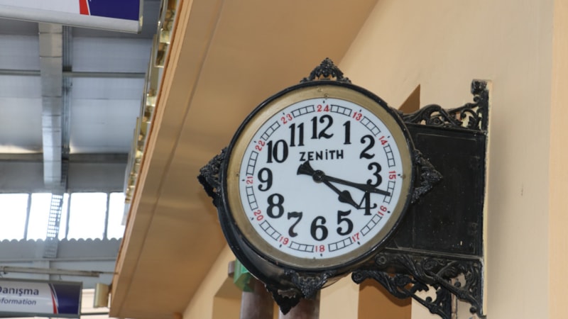 Malatya'da depremde duran saat yaşananların unutulmaması için çalıştırılmadı