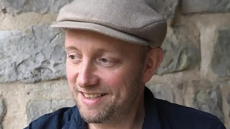 Çok satan kitapların yazarı Jasper Gibson'dan okunası roman: Ahtapot Adam