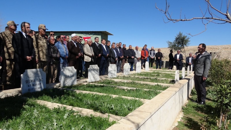 Mardin'de 36 yıl önce teröristlerce şehit edilen siviller anıldı