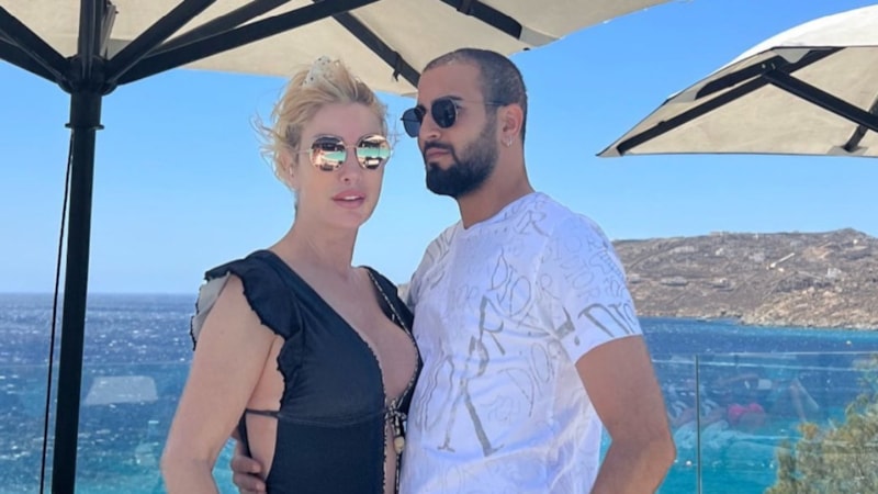 Seda Sayan, bacaklarını inceltiyor