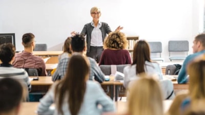 YÖK'ten 34 yaş üstü kadınlara devlet üniversitelerinde özel kontenjan