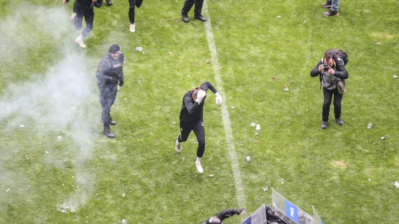 PFDK'dan Bursaspor'a 9 maç seyircisiz oynama cezası